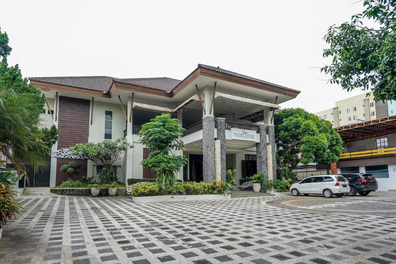 Oyo 282 Putri Utari Residence Malang Luaran gambar